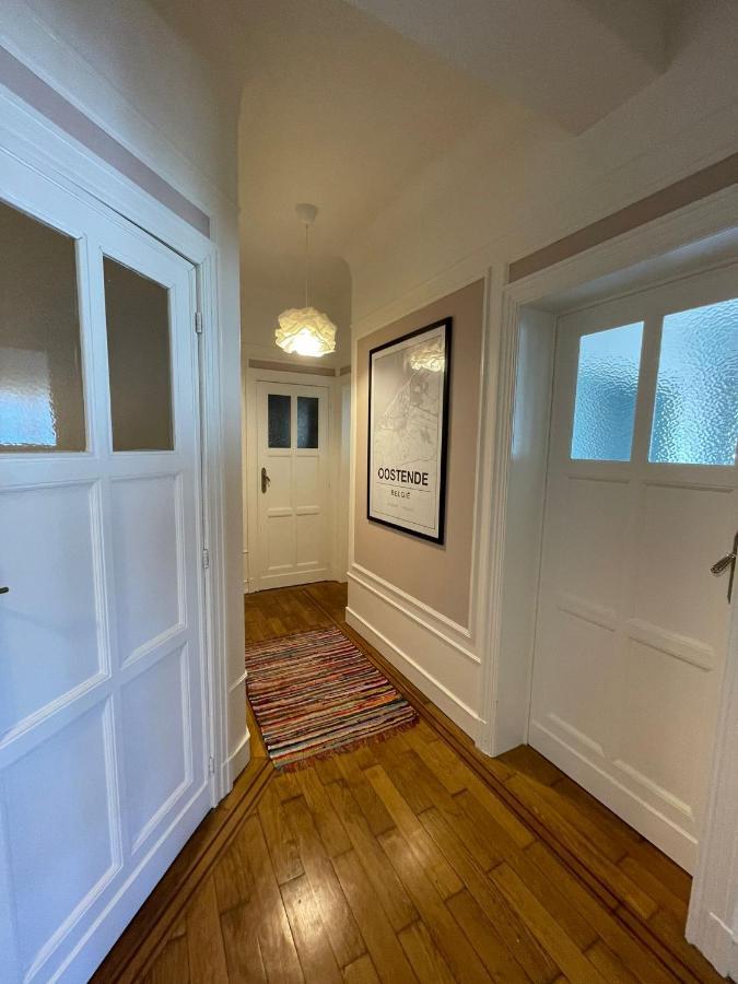 Uniek Appartement Op De Zeedijk Met Parking 오스텐드 외부 사진